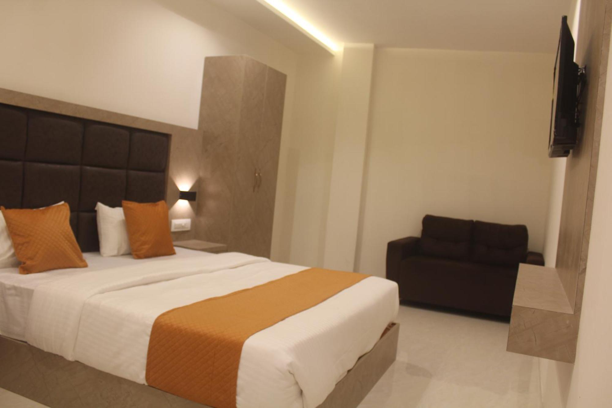 Hotel Metro Inn Bombaim Exterior foto